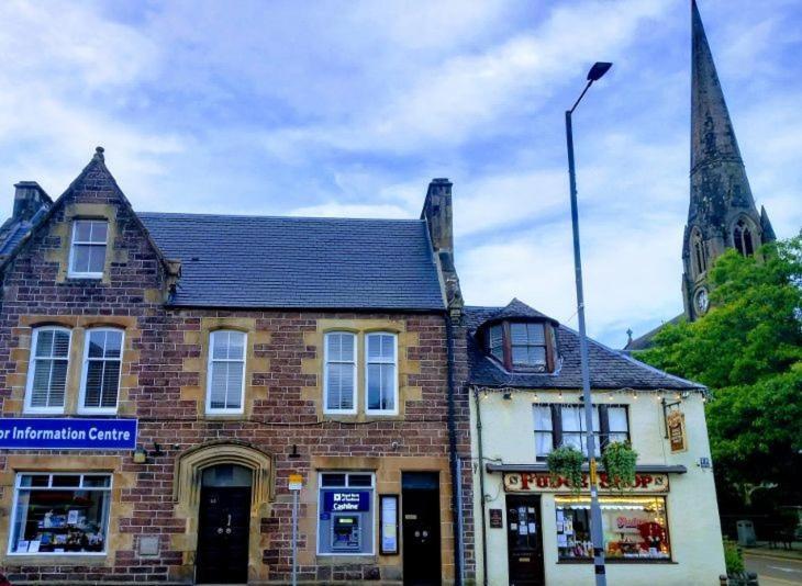 Stunning Village Centre Holiday Home คาลเลนเดอร์ ภายนอก รูปภาพ