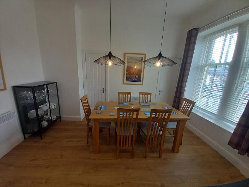 Stunning Village Centre Holiday Home คาลเลนเดอร์ ภายนอก รูปภาพ