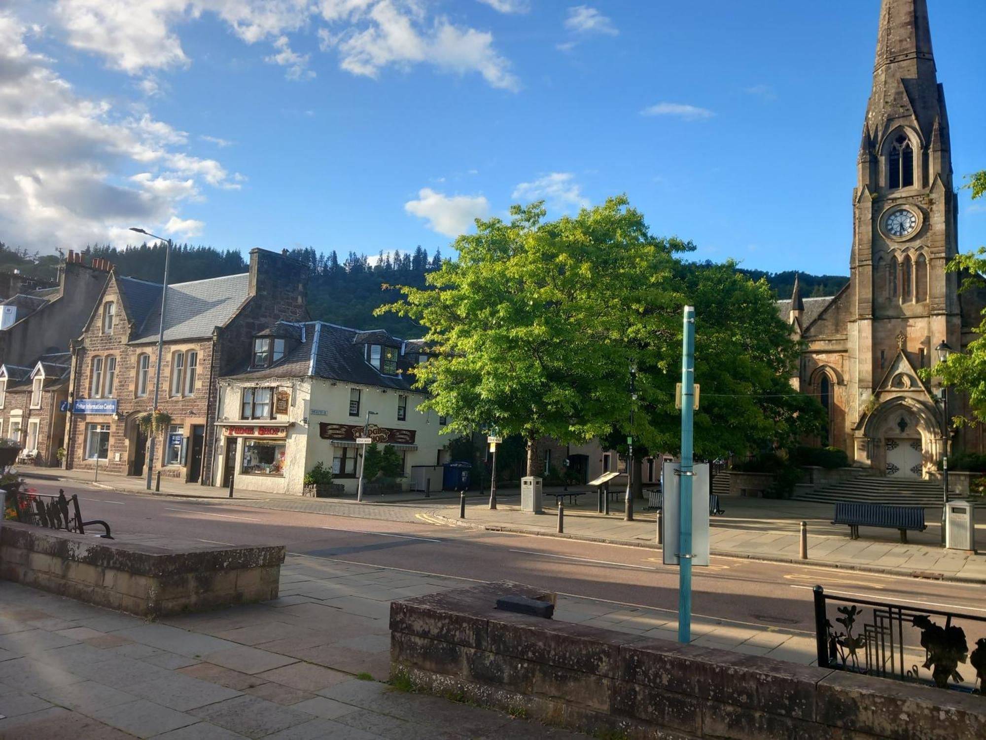 Stunning Village Centre Holiday Home คาลเลนเดอร์ ภายนอก รูปภาพ