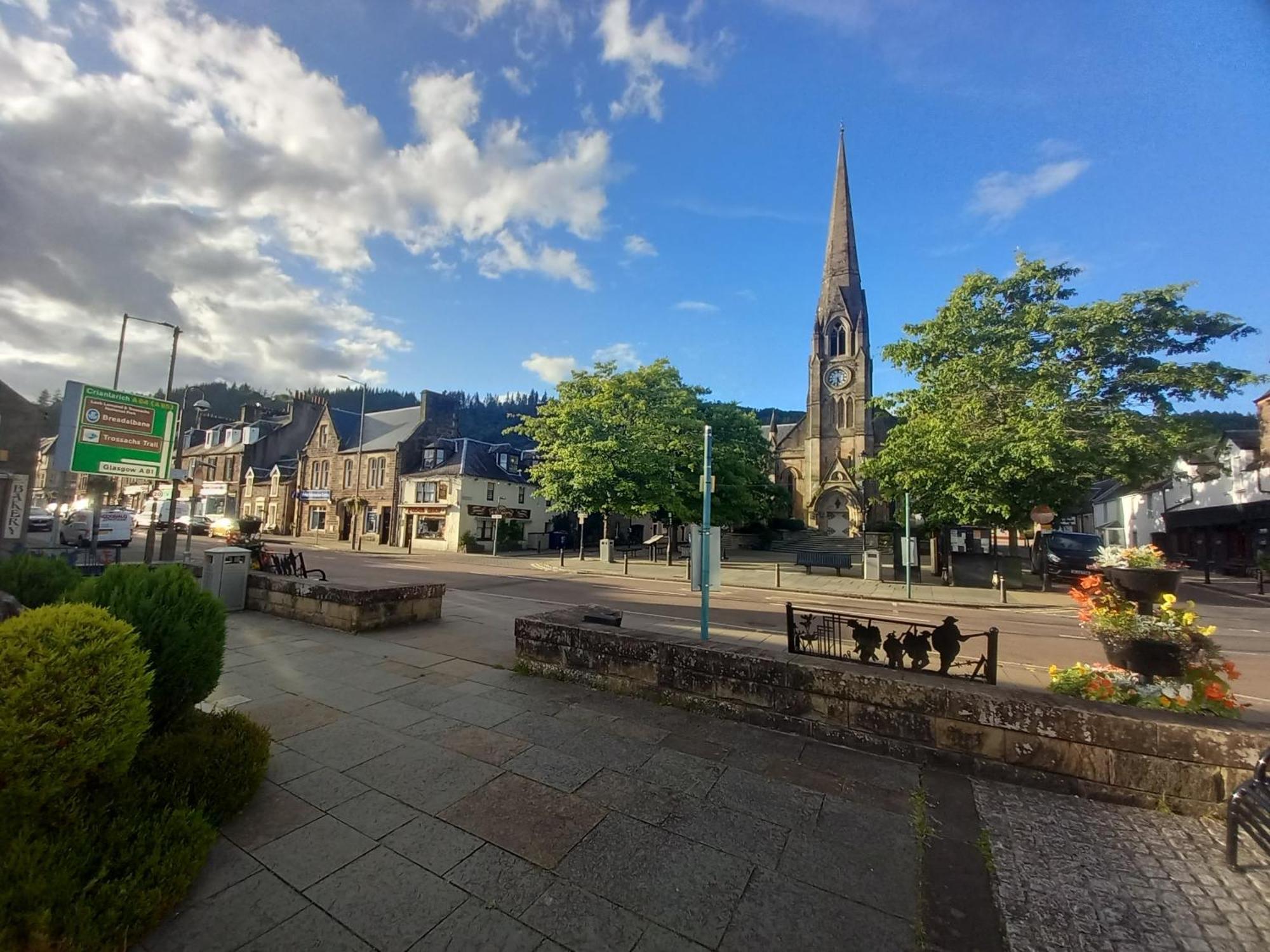 Stunning Village Centre Holiday Home คาลเลนเดอร์ ภายนอก รูปภาพ